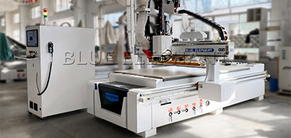 新型無(wú)孔工藝開(kāi)料機(jī)有什么獨(dú)特之處？